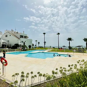 sea-breeze-retreat.1costadelsol.com/